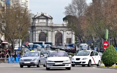 Viajar en taxi: tus derechos, sin rodeos