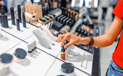 FALTA DE INFORMACIÓN CONTRACTUAL SOBRE LA DEVOLUCIÓN DE PRODUCTOS DE COSMÉTICA